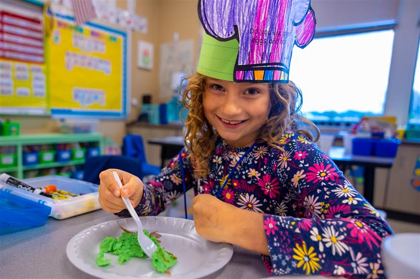 Fairview Elementary students make green eggs and ham